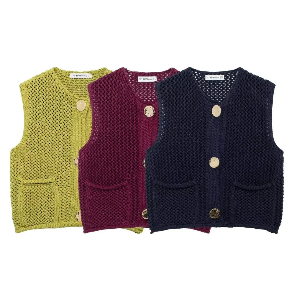 Women Fashion Sleeveless Coarse Needle Knitting Vest Sweater Female Chic Big Pockets Patch Buttons Cardigan Waistcoat Tops 2024