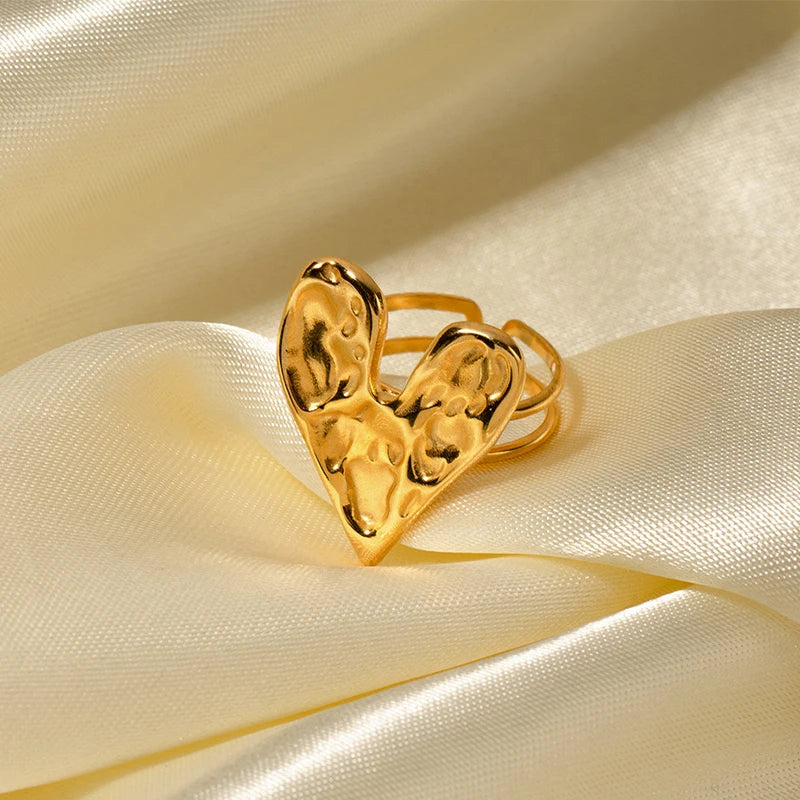 Loe| Lava Heart Shape Gold Rings for Women. Stainless Steel. Light Luxury Design.1Pcs.Classic Party Gifts. New